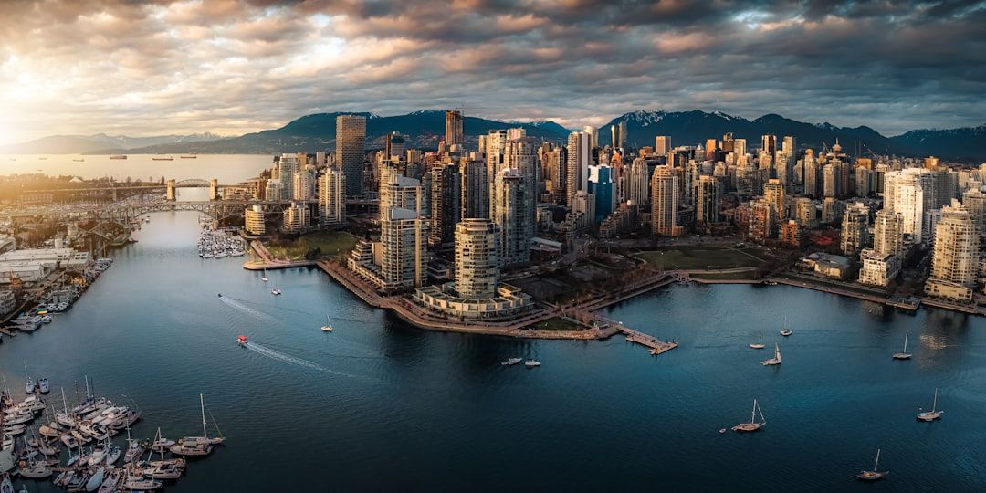 Canada vs USA: Which Is Right for You